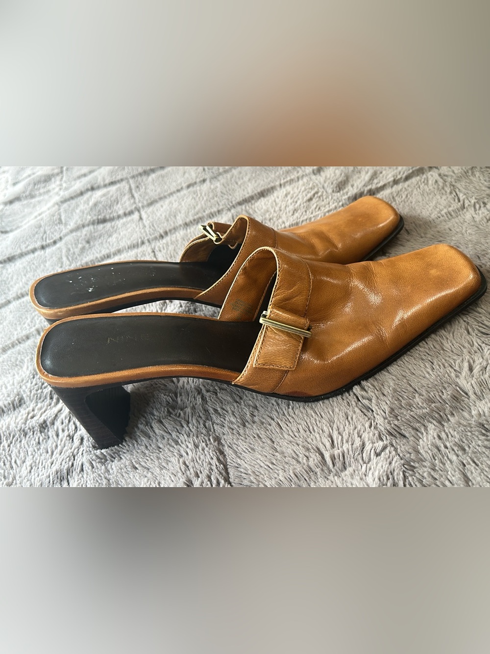 Nine West Tan Leather upper Mule Heels with Gold Buckle (shoe26)